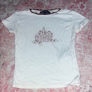 Motel White Tee Strawberry Basket with Red Trim